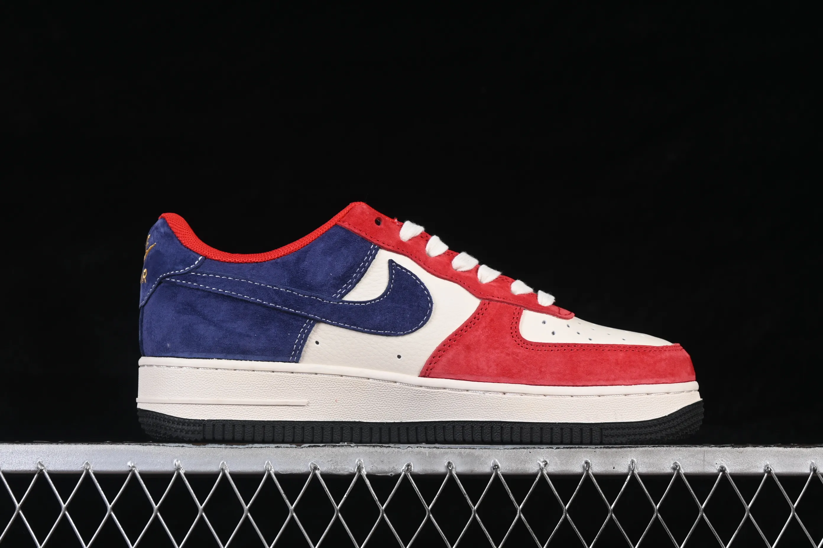 All categories Nk Air Force 1 Air Force series Nk Air Force 1 Low Air Force low top Nike Air Force 1'07 Low Year of the Horse limited edition red, white and blue stitching Air Force 1 low top casual sneakers XD0028-019